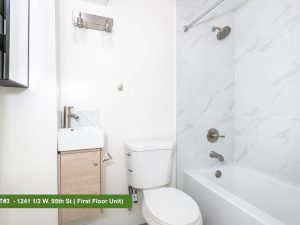 UNIT#3- Master Bathroom