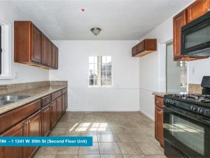 UNIT#4-Kitchen & Eat-in Area